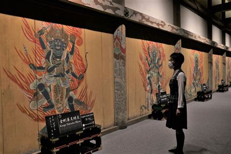 仁和寺 孔雀明王|仁和寺 御室桜と五大明王障壁画